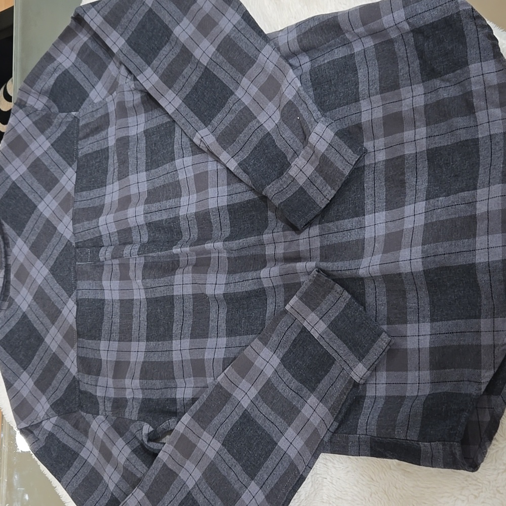 DC Men's Shirt - Picture 9 of 12